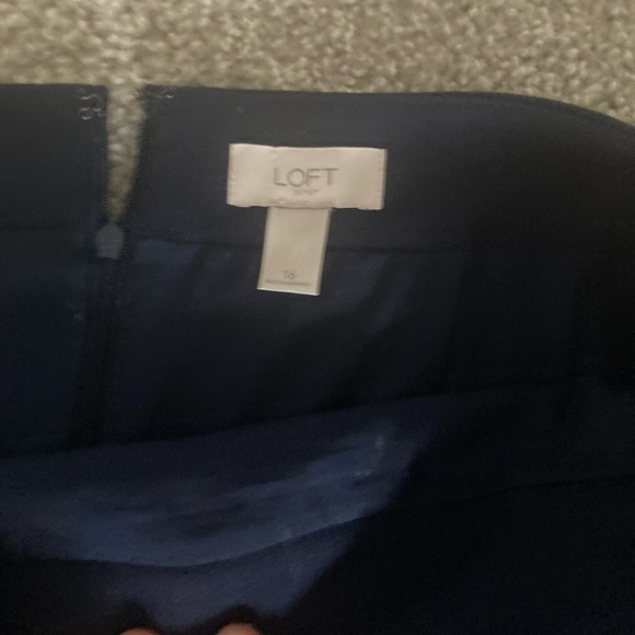 Ann Taylor Loft & Talbots lot of capris and skirt Size 16 - Picture 3 of 8